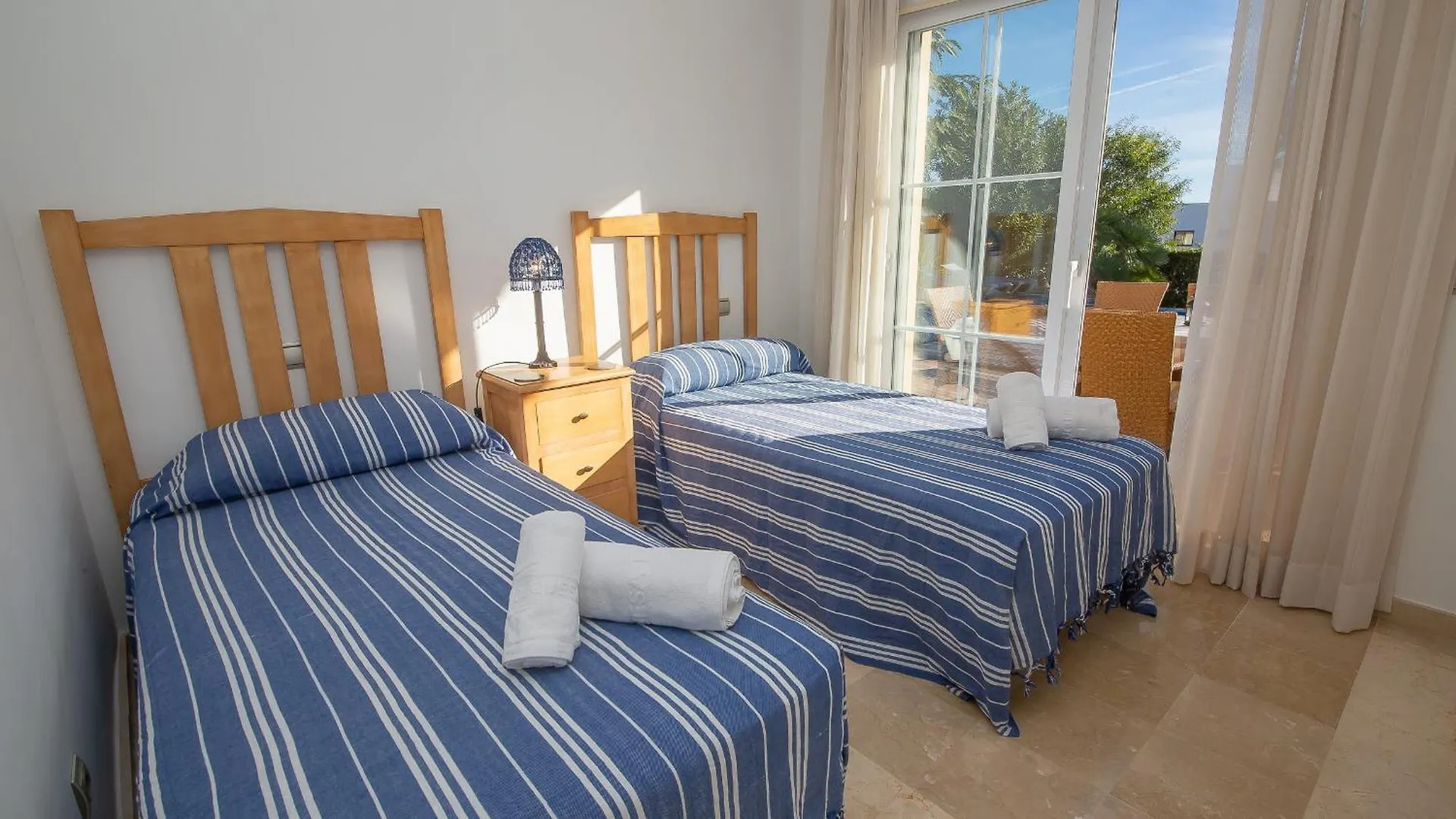 מנילבה Villa Marmol 162 ספרד